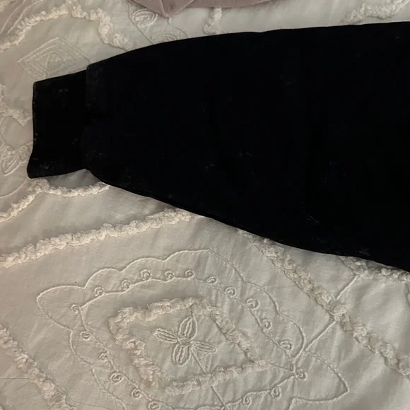 Aelfric Eden Black Sweater with White Graffiti - Picture 6 of 8